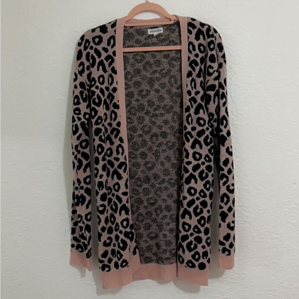 Teen girls long cardigan (NWOT)
